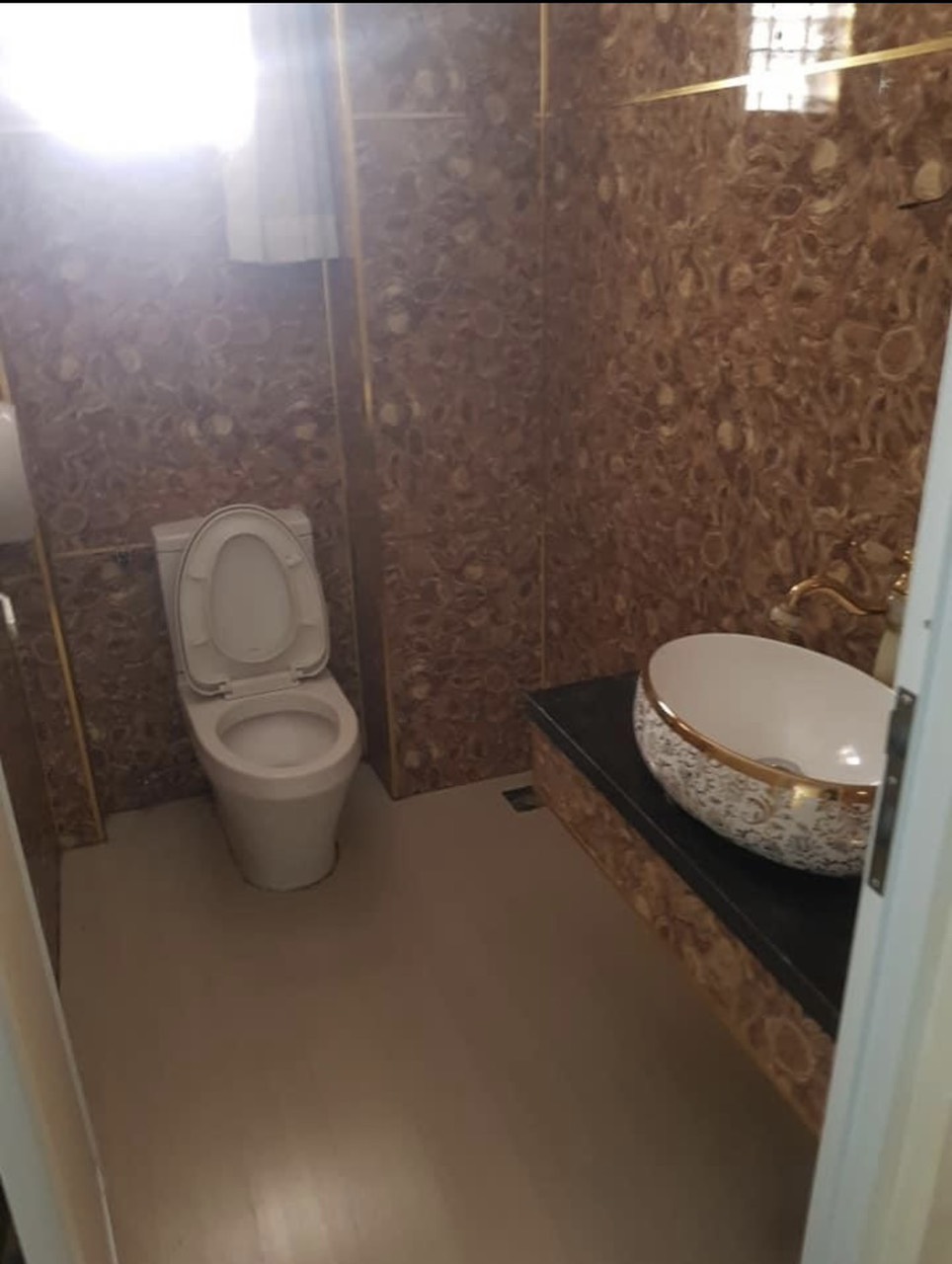 Cho thuê NNC, MT đường Vũ Huy Tấn 2 chiều, Phường 3, Quận Bình Thạnh, 